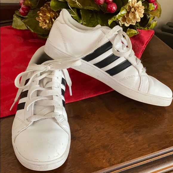 Adidas Neo white black stripe sneakers sz 3 - Picture 2 of 7